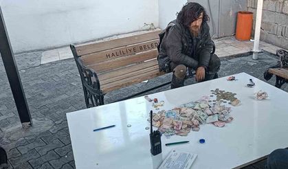 Üzerinden 20 bin lira çıkan dilenci sınır dışı edildi