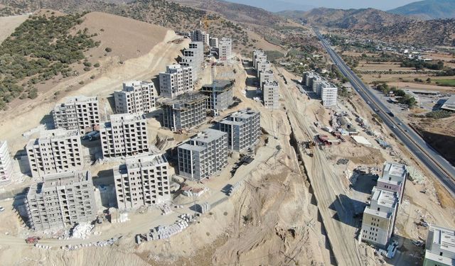 Aydın Efeler’de TOKİ Sosyal Konut Projesi yükseliyor