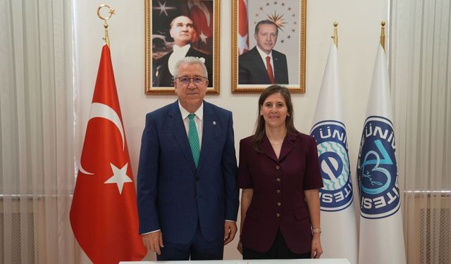 Ege Üniversitesi'nden çocuklara Storigami yöntemi