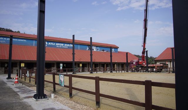 Aliağa Park'ta kapalı manej çalışmaları sürüyor