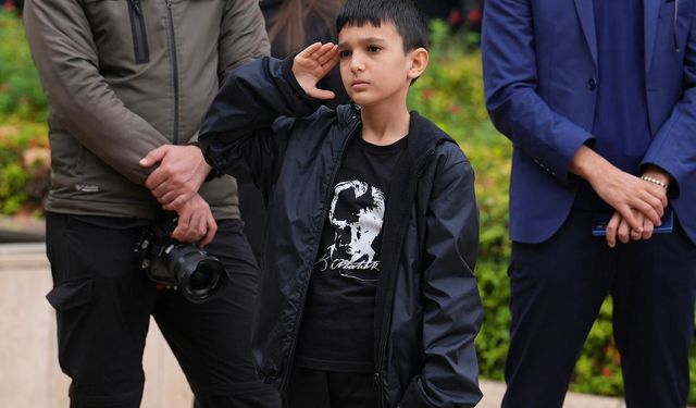 Denizli Ata'sını anıyor :Binlerce kişi Atatürk için yürüdü