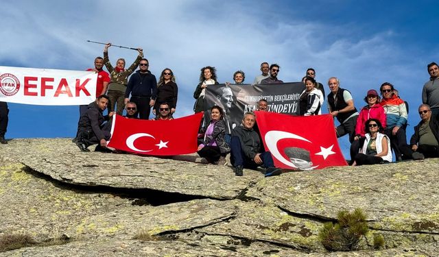 Efeler Belediyesi'nden 10 Kasım Ata'ya saygı yürüyüşü