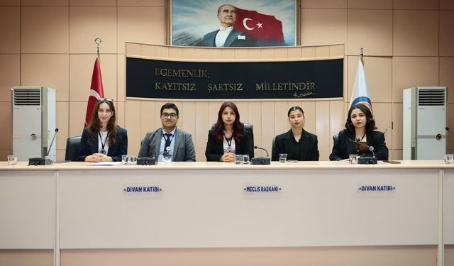 Gençler Denizli'nin geleceğini tartıştı