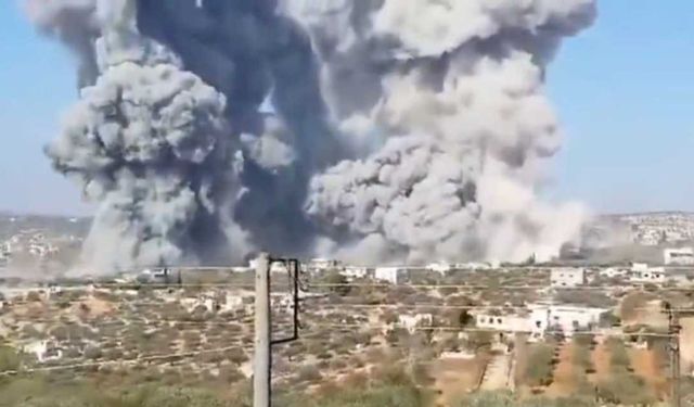 İdlib'de mühimmat deposunda şiddetli patlama
