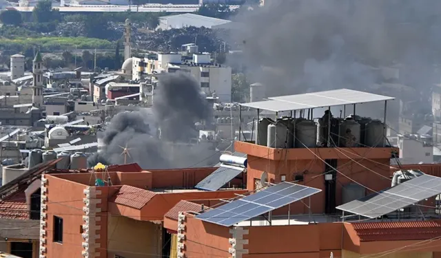 İsrail Filistin mülteci kampını vurdu