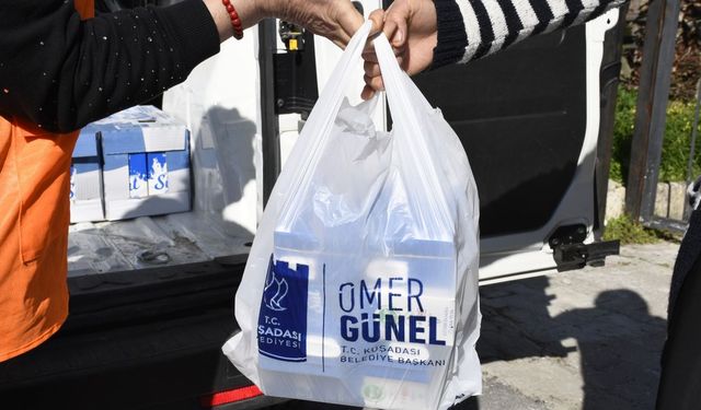 Kuşadası'nda çocuklar için periyodik süt dağıtımı devam ediyor