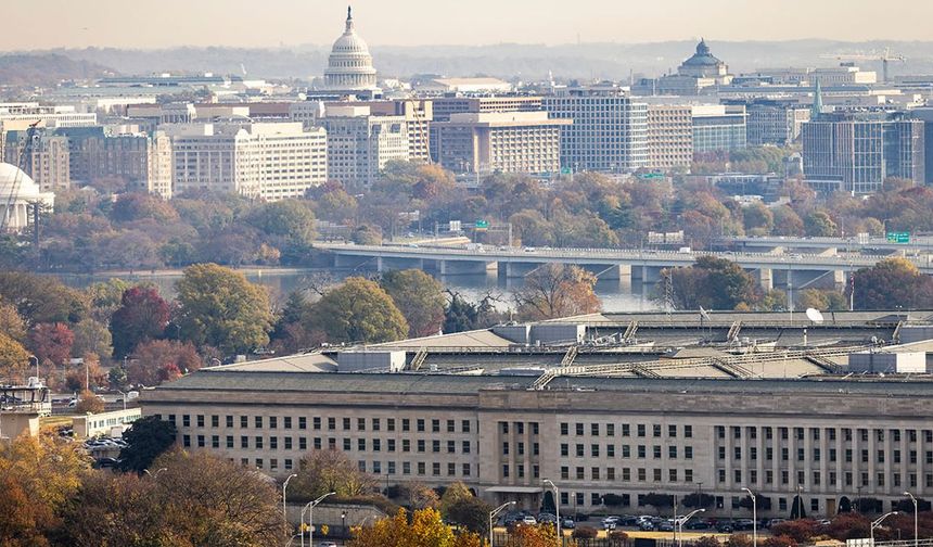 ABD'de 30 basın kuruluşu Pentagon'a karşı çıktı.