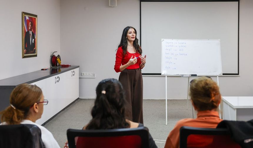 Buca Belediyesi'nden diksiyon ve sunuculuk kursu