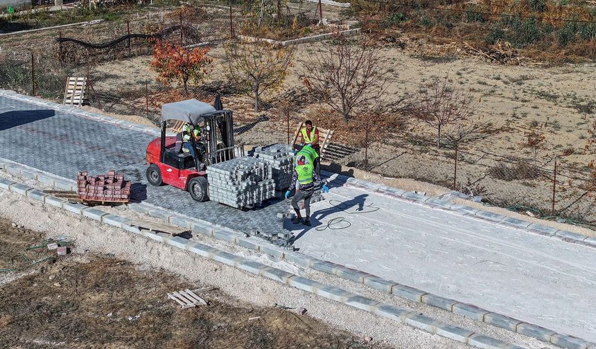 Denizli Büyükşehir'den Çivril'e dev parke projesi