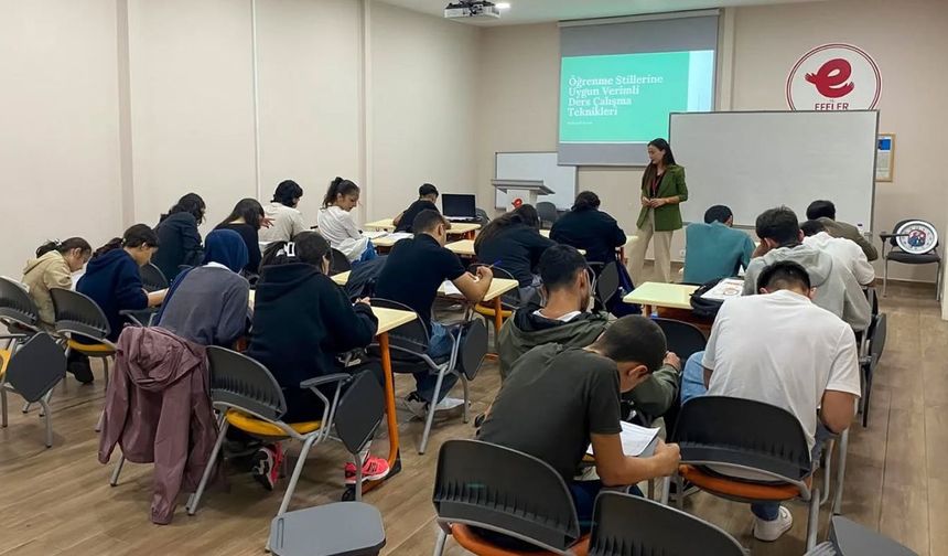 Efeler Belediyesi'nden YKS öğrencilerine moral ve rehberlik