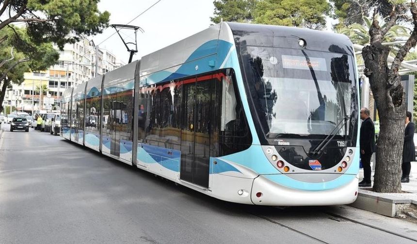 İzmir'de maç önlemi: Tramvay durağı geçici olarak kapalı